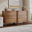 Table de chevet en noyer avec 3 tiroirs, table de bout avec pieds en bois massif pour le salon, chambre à coucher (ensemble de 2)-2027597883