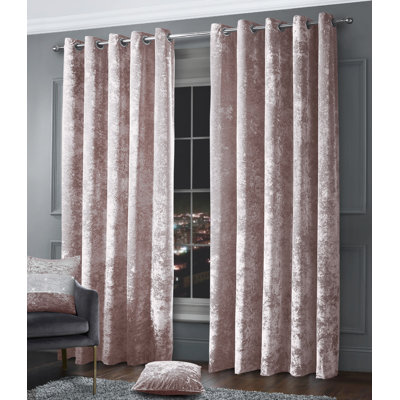 Achan Curtain