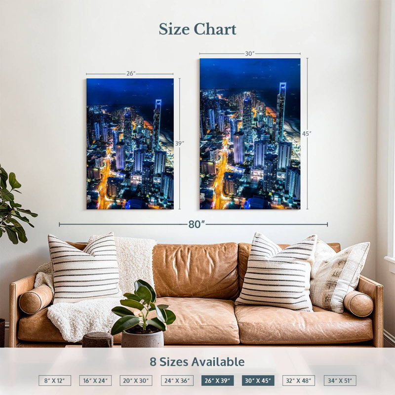 Sirci Gold Coast de nuit, H 39 po x l 26 po
