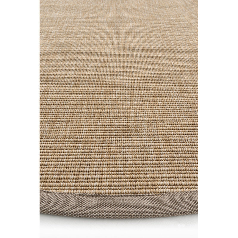 Round Ramarion Solid Colour Machine Made Indoor / Outdoor Area Rug, Round 2'7"