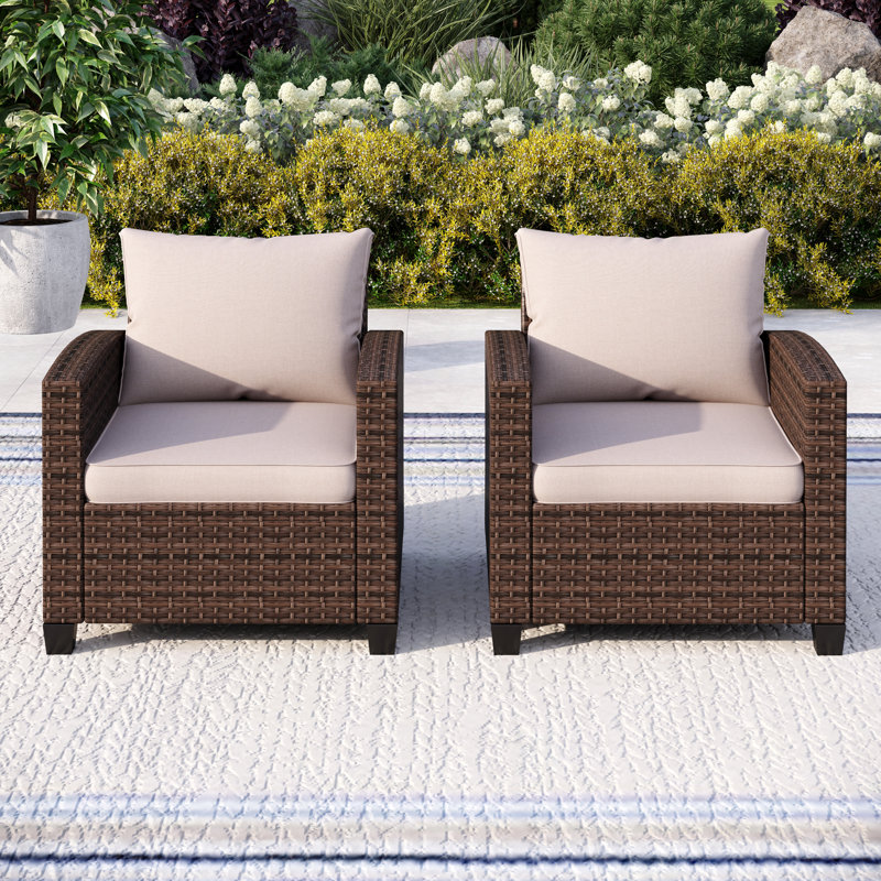 73.2 Cm Outdoor Wicker Patio Chair with Cushions, Beige