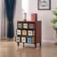 Commode décorative peinte à la main dans la chambre à coucher du salon