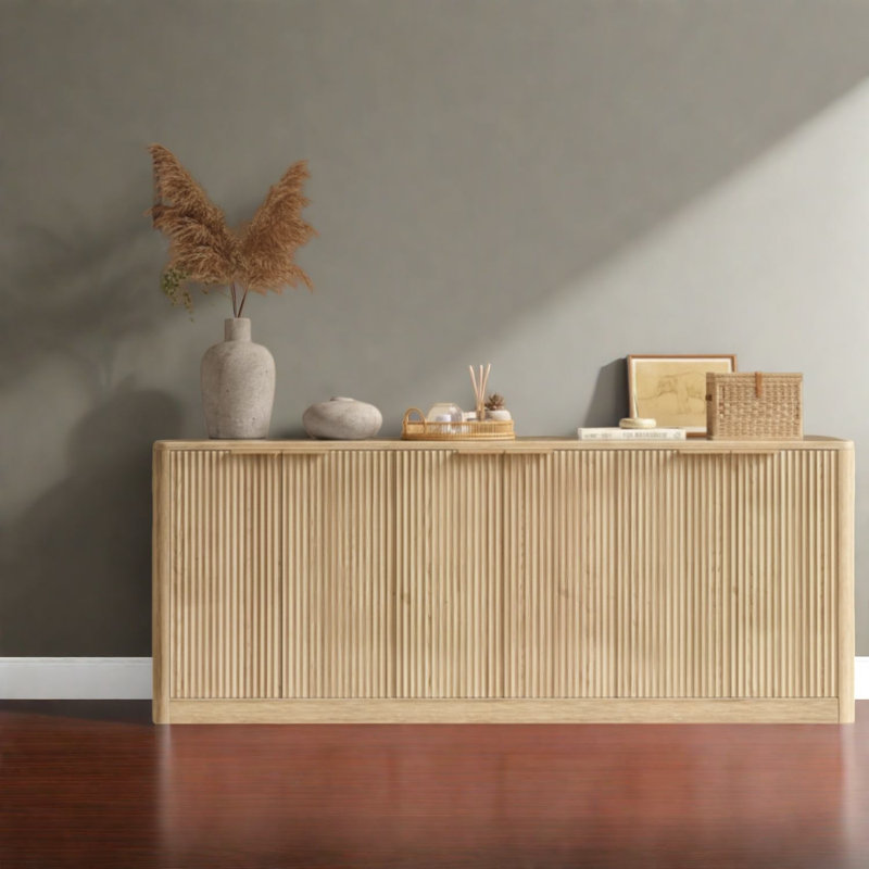 Buffets et buffets spacieux en bois, rangement de cuisine de ferme moderne