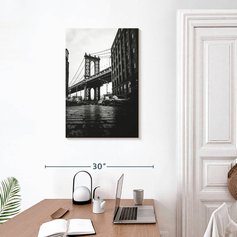 Aime Brooklyn Bridge Street View, 30" H x 20" W