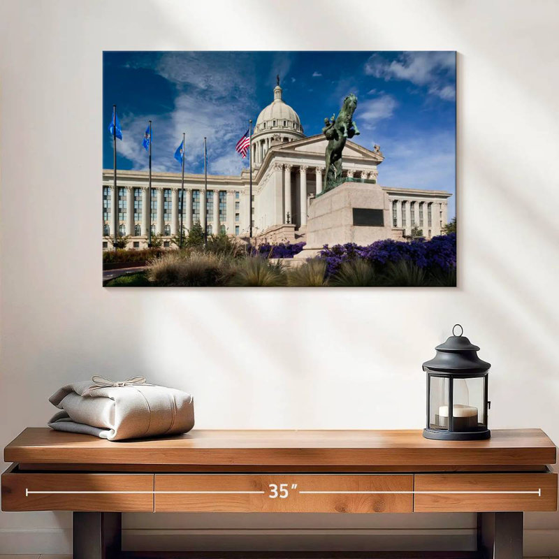 Nicci Oklahoma State Capitol, H 16 po x l 24 po