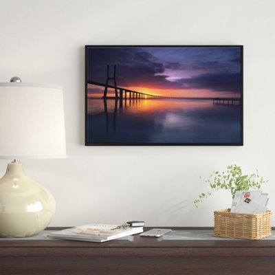 «Vasco Da Gama Bridge Portugal», reproduction de photo sur toile tendue encadrée
