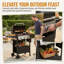 Un barbecue au propane à trois brûleurs avec une puissante flamme de 30 000 BTU, une surface de cuisson de 472 pouces carrés et des tablettes pliantes doubles, parfaites pour la terrasse ou le patio.