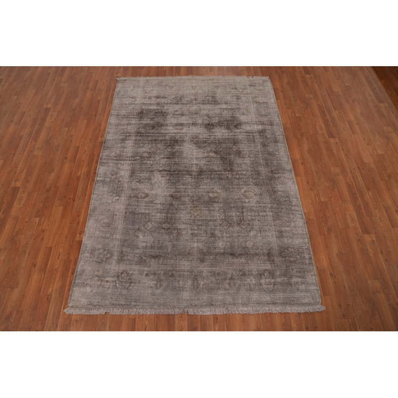 Tapis indien délavé à la main 6 x 8 po