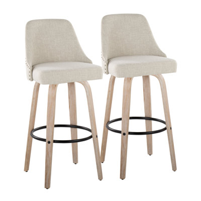 Tabouret de bar pivotant à hauteur fixe de 76 cm (30 po) en bois blanchi et tissu crème, orné de clous décoratifs en laiton et d'un repose-pieds rond en métal noir - Ensemble de 2