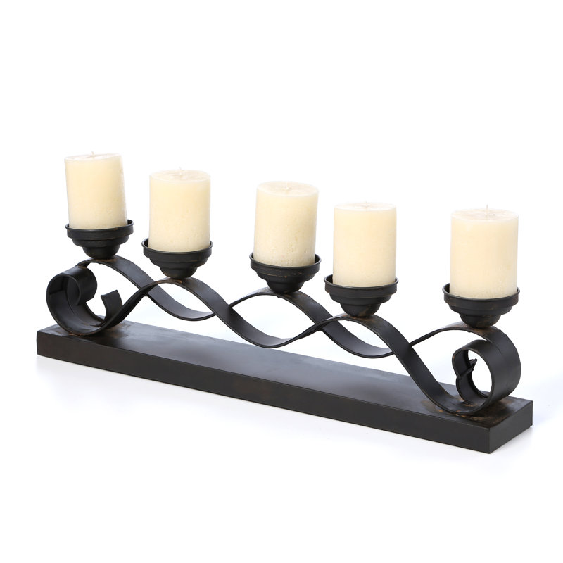 Petit candélabre en métal