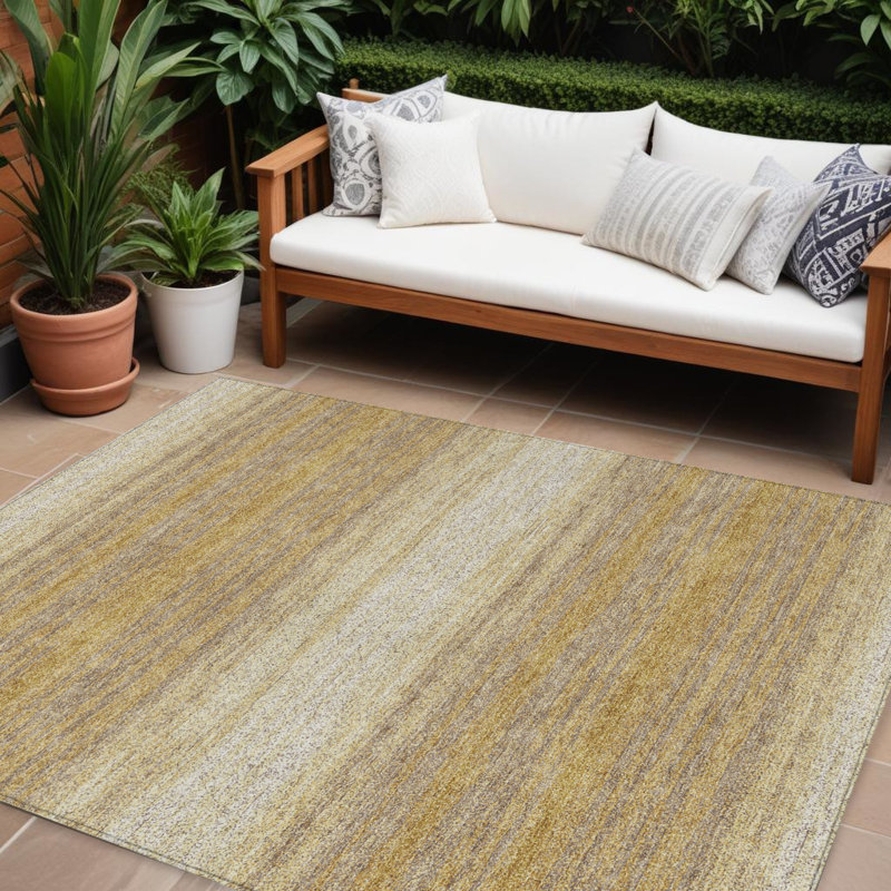 Tapis intérieur lavable rayé doré et beige 8 pi x 10 pi