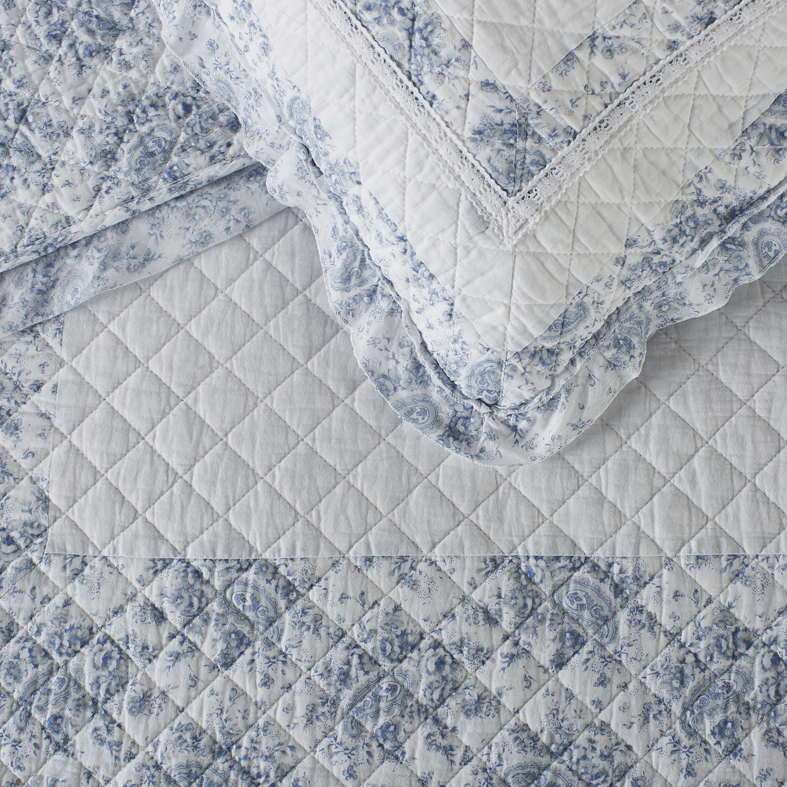 Berna Cotton Quilt Set, Twin