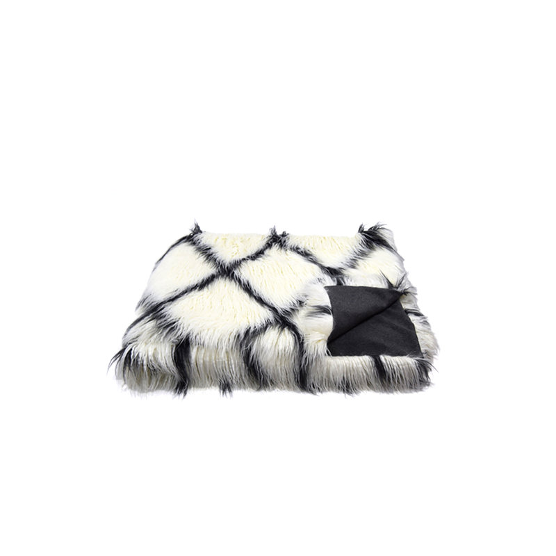Newberry Throw Blanket, 160x250