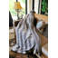 Jeté en fausse fourrure gris-944517649