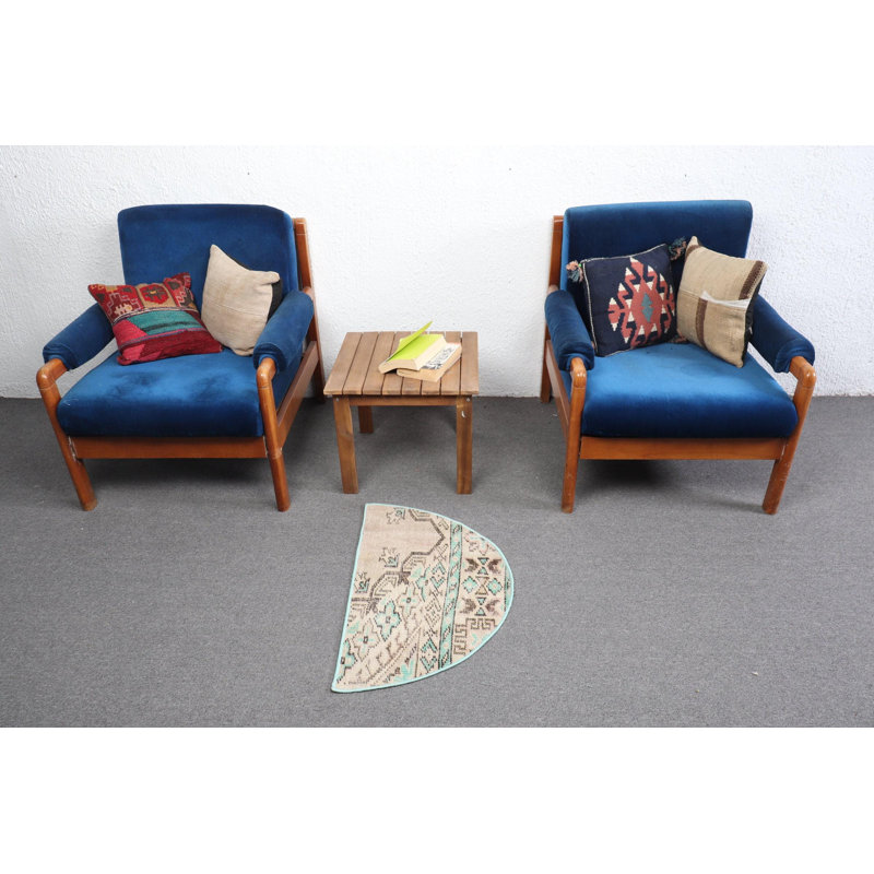 Tapis turc rétro en demi-cercle avec des motifs complexes pour la décoration intérieure