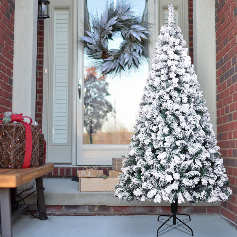 Pine Christmas Tree, 7' H