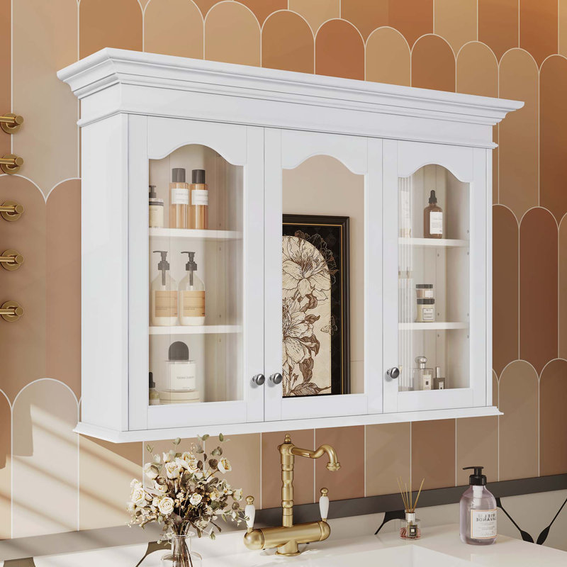 Armoire de salle de bain polyvalente avec miroir et plusieurs tablettes pour un rangement efficace