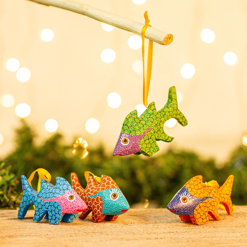 1.6'' Handmade Wood Animals Holiday Shaped Ornament
