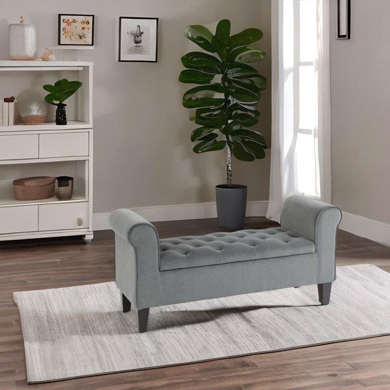 Oliur Upholstered Ottoman