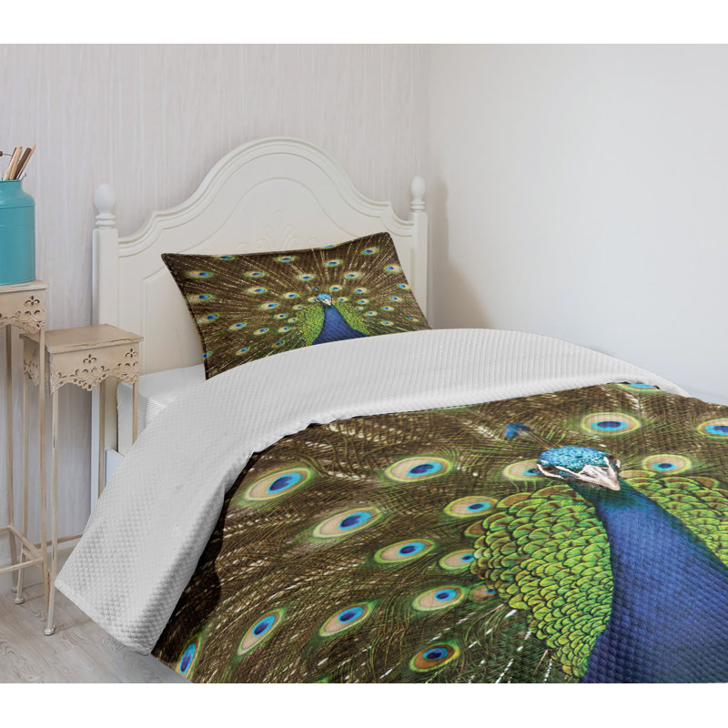 Twin White Quilted Bedspread Set with Peacock Design