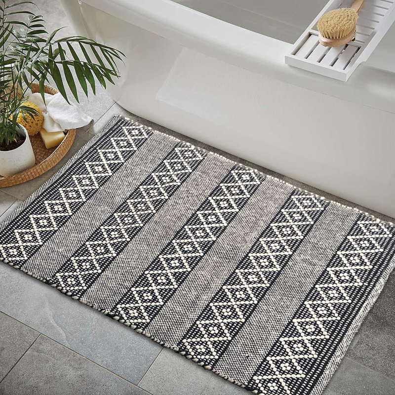Steverson Cotton Bath Rug, Black/Ivory, Single - 36" L x 24" W