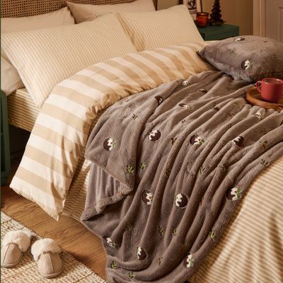 Festive Puddings Abstract Knitted Blanket