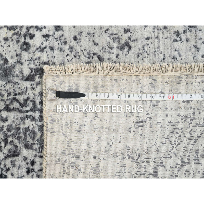 Tapis de couloir gris noué à la main nouvel âge de conception unique 2 pi 7 po x 23 pi 9 po Verley