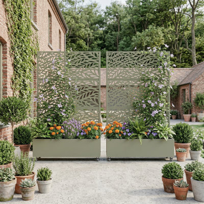 Jardinière en métal galvanisé avec treillis