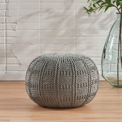 Pouf tricoté en coton 20 X 20