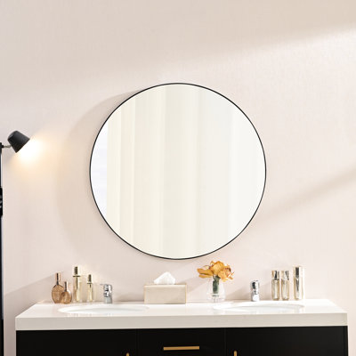 Miroir de salle de bain moderne noir minimaliste de 36 pouces, bords très étroits, fabrication de précision, montage automatique sans effort, cadre en aluminium rouillé de conception américaine inclus, utilisateur à 360 degrés