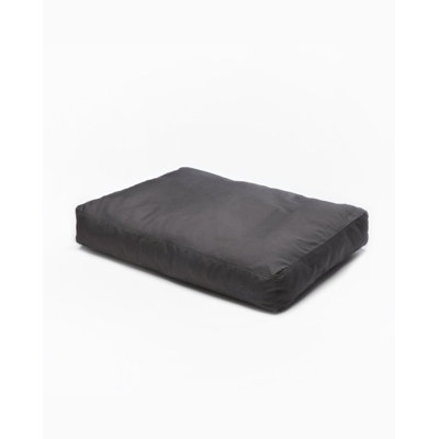 Signature Pillow/Classic Bed