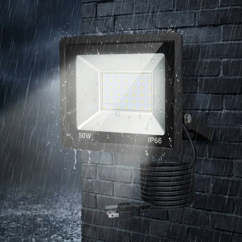 Projecteur de sécurité d'extérieur 50 W à DEL Dusk To Dawn