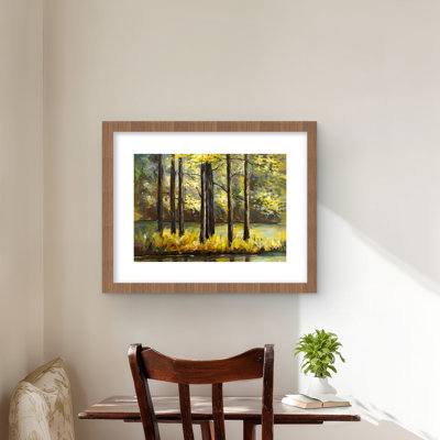 «Trees in the Middle of the Lake - Gray», reproduction encadrée avec passe-partout