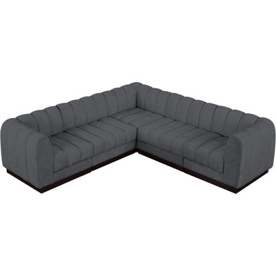 Quinn 5 - Piece Upholstered Sectional
