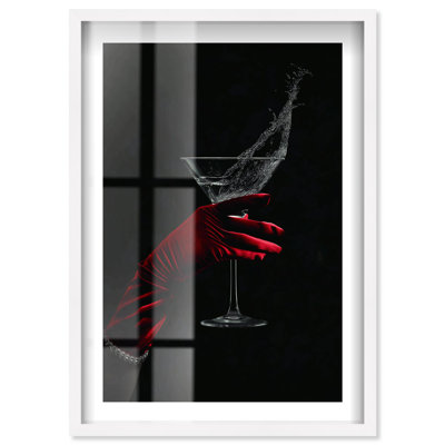 Décoration murale mode gant rouge Splash Shadowbox par Notoriart, cadre blanc, 20 x 30