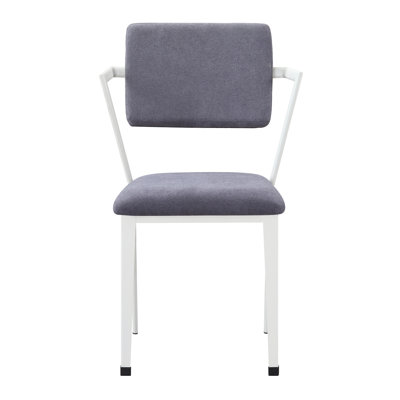 Chaise de bureau grise et blanche à dossier ouvert pour une meilleure respirabilité