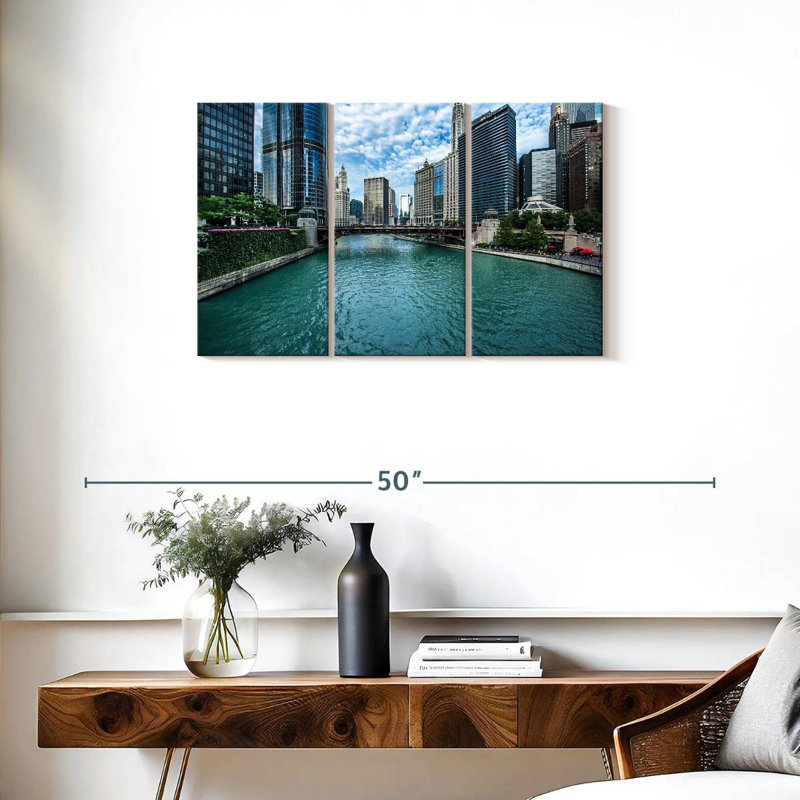 Sireci Chicago River View, 20" H x 33" W