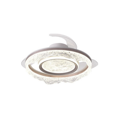 Un élégant ventilateur de plafond invisible de style nordique avec éclairage intégré, doté d'un fonctionnement silencieux et d'un éclairage doux pour les yeux ; sa conception encastrée est à la fois esthétique et pratique, offrant fraîcheur et éclairage en un seul appareil.