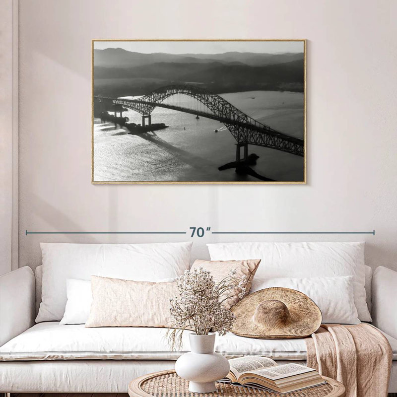 Pont des Amériques, Cadre flottant en bois naturel, 43 po x 29 po