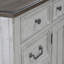 Ensemble de chambre à coucher avec lit à panneaux, commode et miroir, commode et deux tables de chevet Chalita-99462717