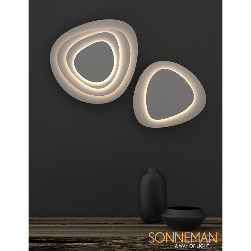 18" White Sculptural LED Wall Sconce