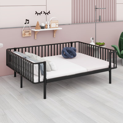 Robust Slat-Supported Steel Daybed Frame with Sofa Design