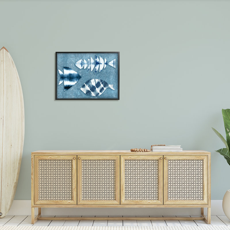 Abstrait silhouette de poisson bleu par Ziwei Li 928, Giclée encadrée noir minuit, H 24 po x l 30 po x P 1,5 po