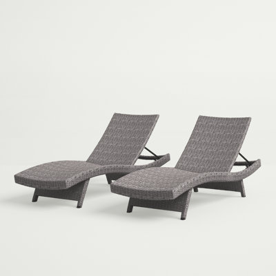 Billur Outdoor Wicker Chaise Lounge Set