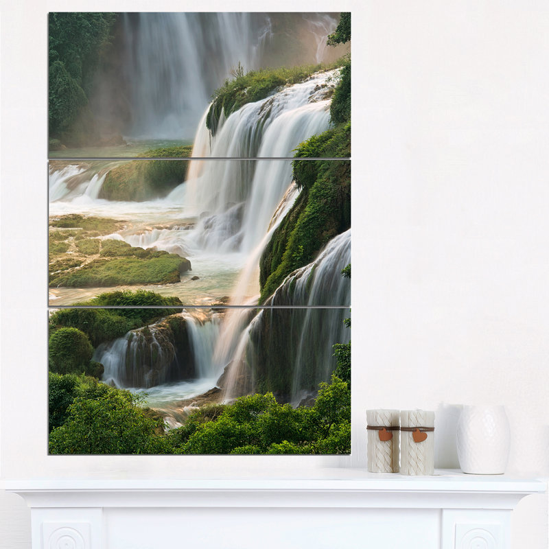 « detian cascade », reproduction de photo à multiples images sur toile