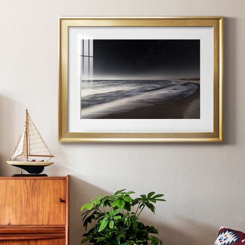«Magic Night», reproduction encadrée de qualité supérieure, prête à être accrochée, H 22,5 po x l 30,5 po x P 1,5 po