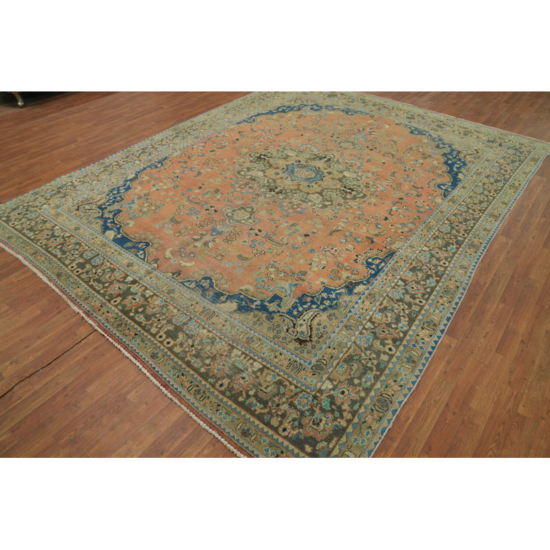 Tapis traditionnel fait à la main