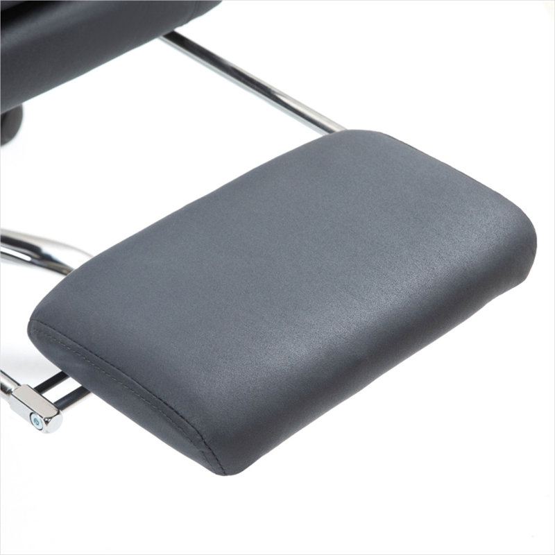 Fauteuil de bureau massant avec inclinaison à 135°, revêtement en microfibre grise, structure en acier, hauteur réglable