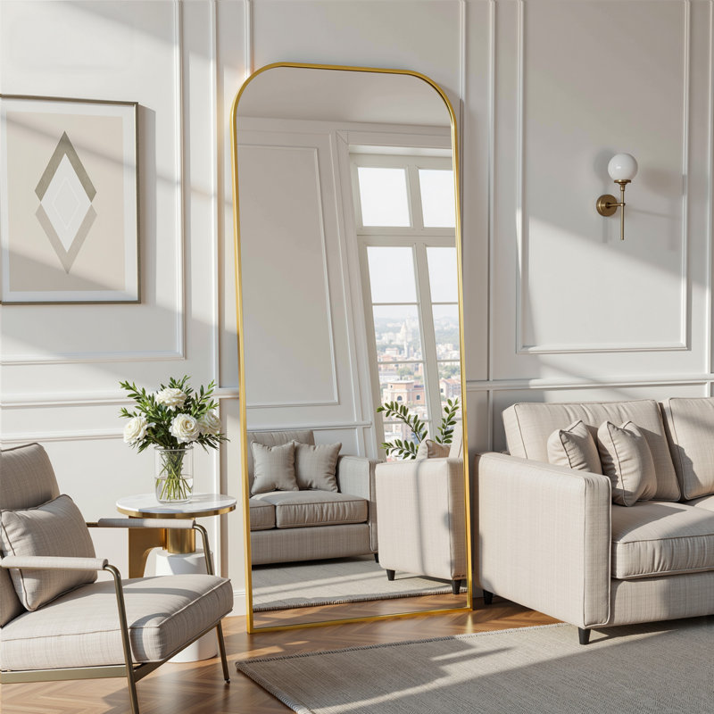 Miroir surdimensionné arqué en métal surdimensionné, Doré, 71 po x 26 po