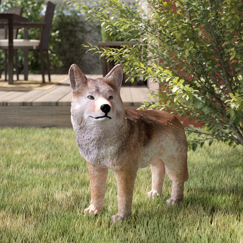 Statue Coyote debout